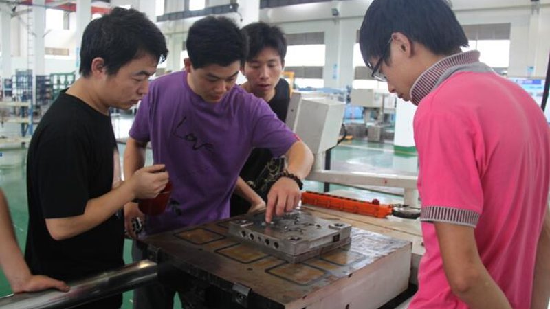家电模具厂家加盟代理条件揭秘：如何选择优质合作伙伴